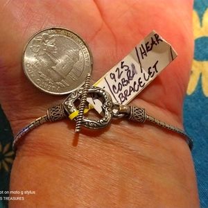 NWT-STERLING ("COBRA") BRACELET WITH HEART & T- BAR CLASP./7.75"LONG.(R-12)